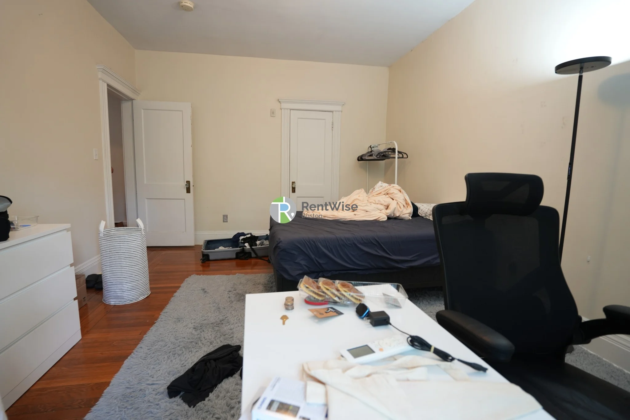 2 bed, 1 bath apartment for rent at 22 Euston St Unit 5, Brookline — photo 9 of 12