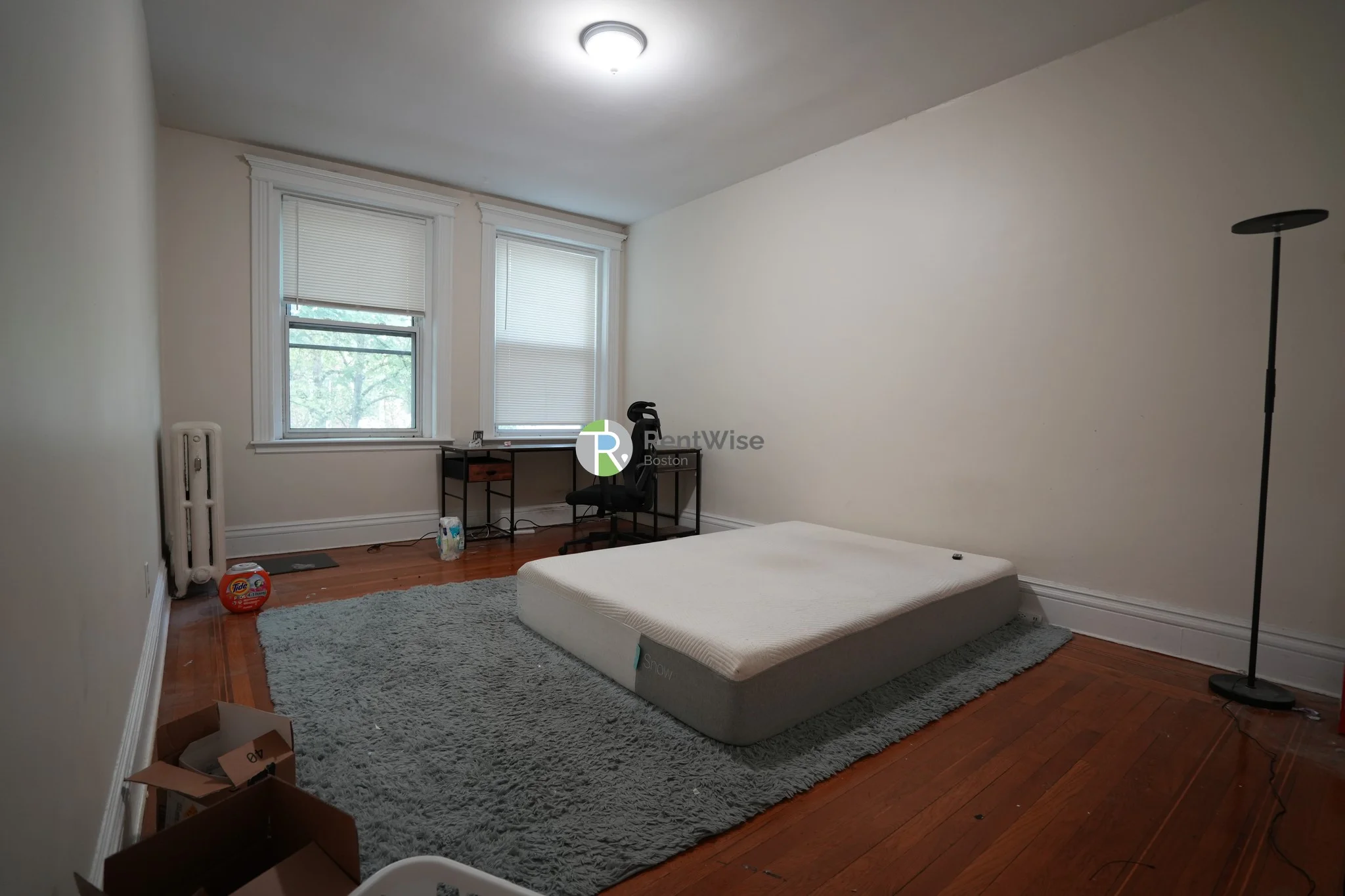 2 bed, 1 bath apartment for rent at 22 Euston St Unit 5, Brookline — photo 3 of 12