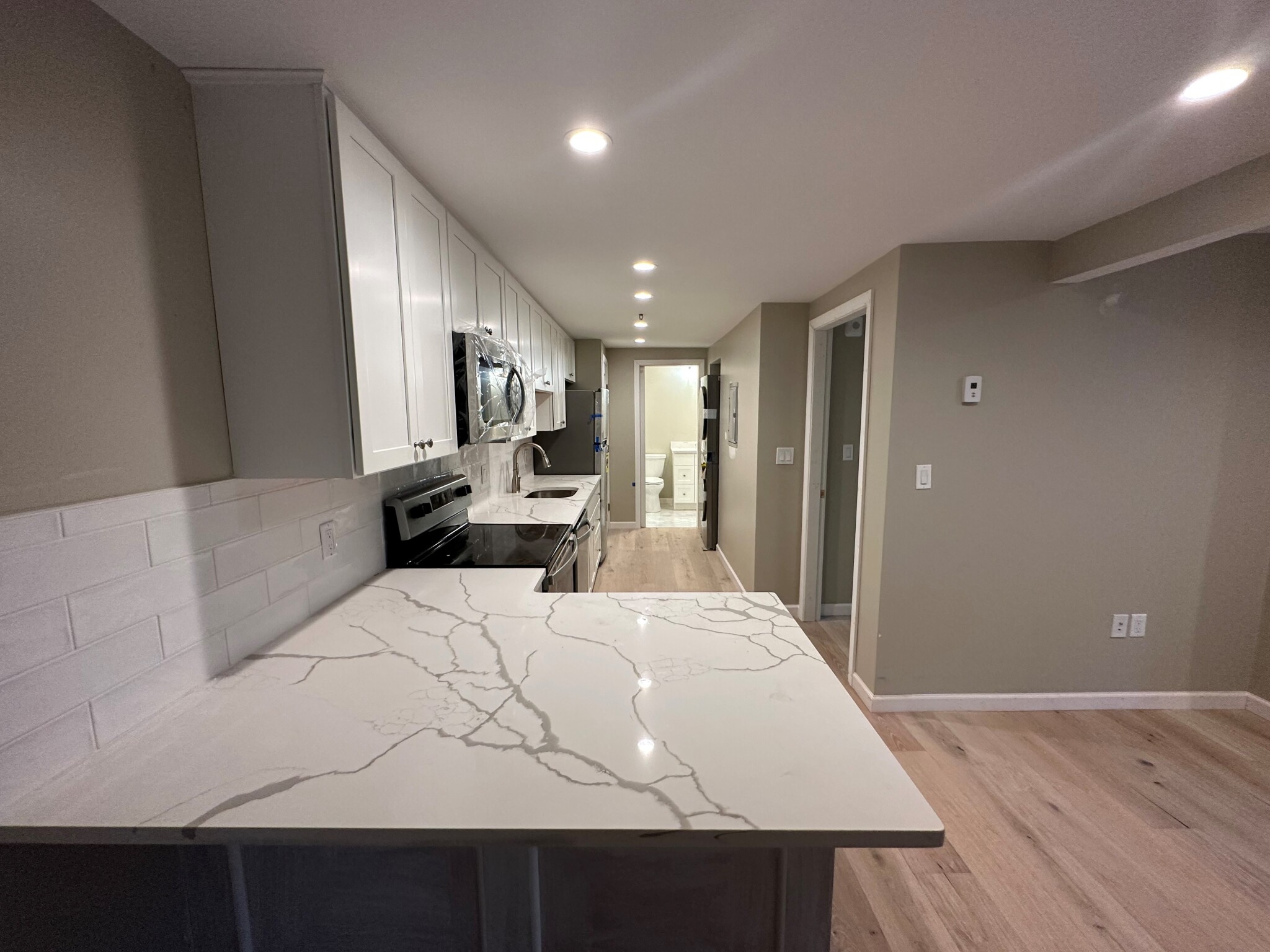 1 bed, 1 bath apartment for rent at 22 Faun Bar Ave Unit 22B, Winthrop — photo 3 of 13