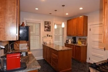 2 bed, 1 bath apartment for rent at 22 Fayette St Unit 1, Mid-Cambridge — photo 5 of 10