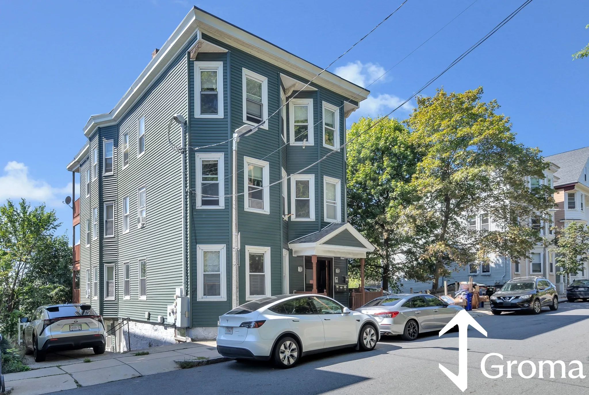 4 bed, 1 bath apartment for rent at 22 Fisher Ave Unit 2, Mission Hill