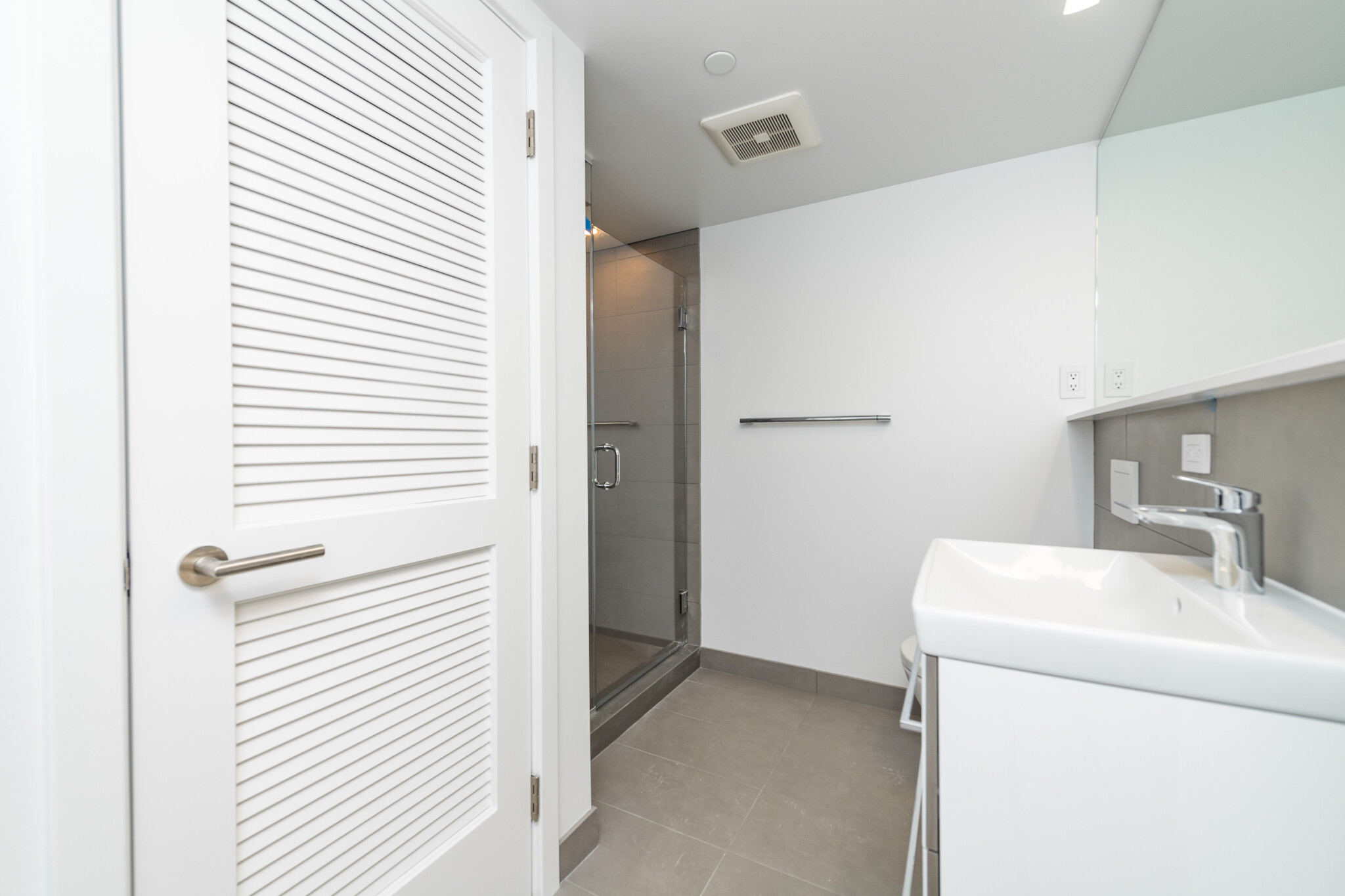 1 bed, 1 bath apartment for rent at 22 Fleet St Unit 3, North End — photo 8 of 12