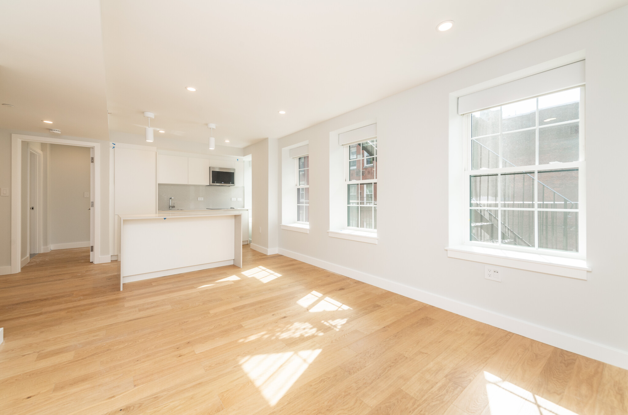 1 bed, 1 bath apartment for rent at 22 Fleet St Unit 3, North End — photo 6 of 12