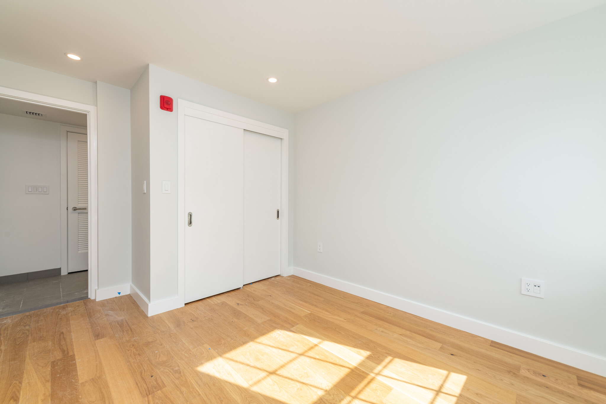 1 bed, 1 bath apartment for rent at 22 Fleet St Unit 3, North End — photo 3 of 12