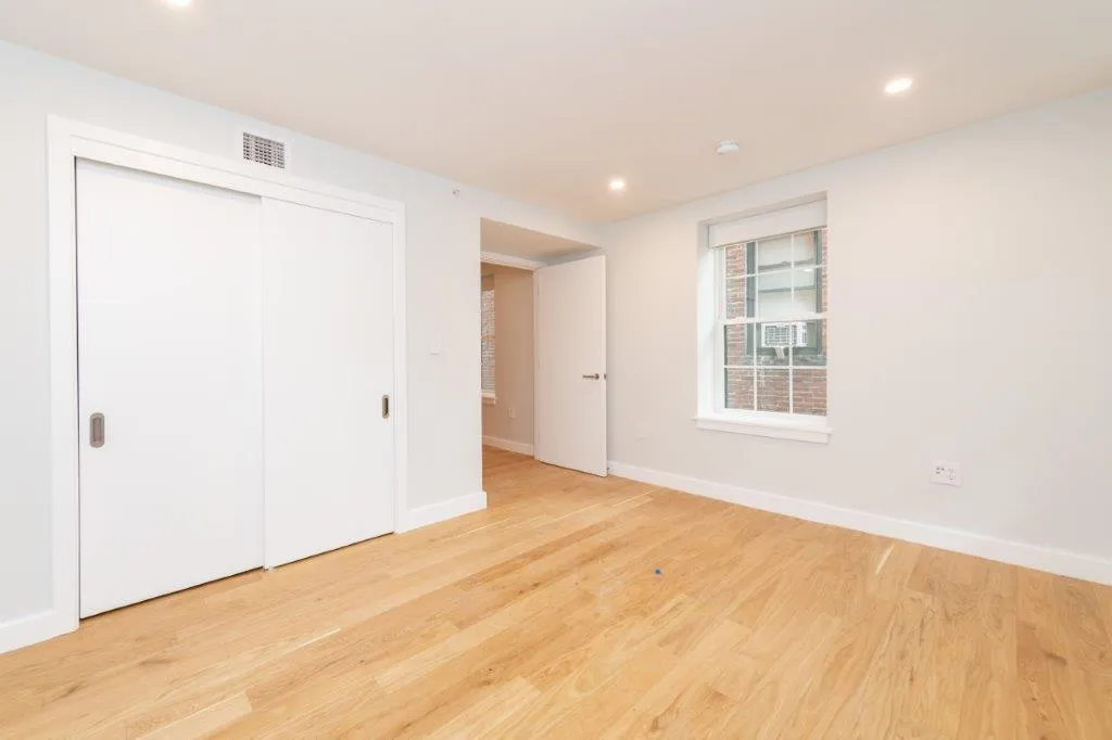 1 bed, 1 bath apartment for rent at 22 Fleet St Unit 5, North End — photo 6 of 11