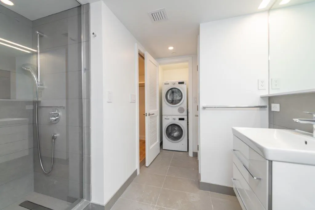 1 bed, 1 bath apartment for rent at 22 Fleet St Unit 5, North End — photo 5 of 11