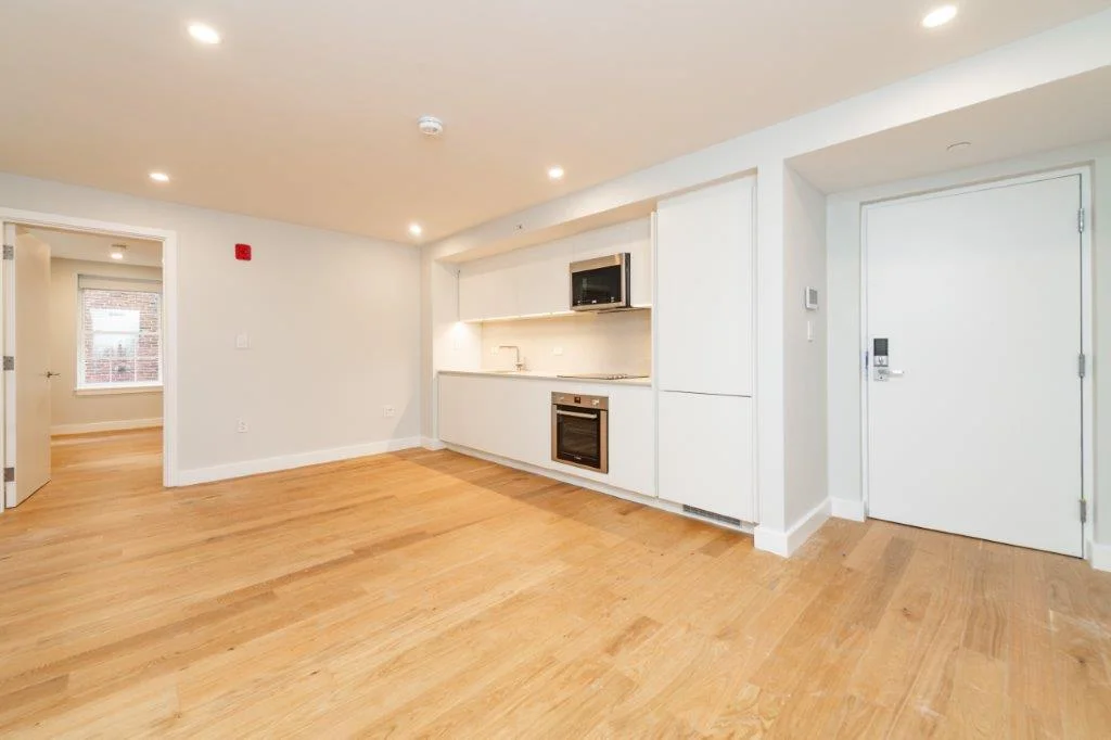 1 bed, 1 bath apartment for rent at 22 Fleet St Unit 6, North End — photo 3 of 7