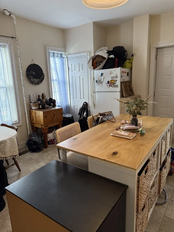 1 bed, 1 bath apartment for rent at 22 French Ave Unit 1, Braintree — photo 3 of 12