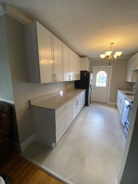 3 bed, 2 bath apartment for rent at 22 French Ave Unit 2, Braintree — photo 3 of 22