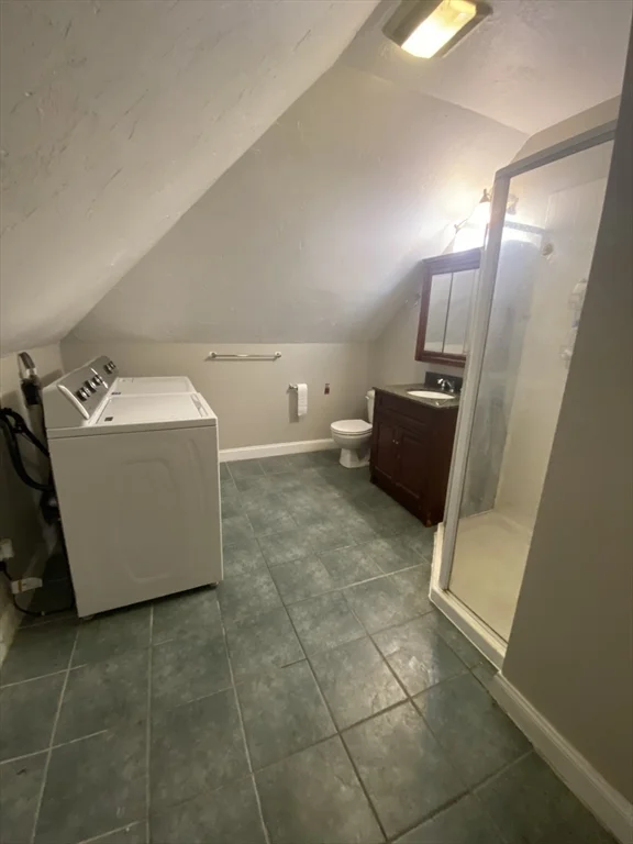 3 bed, 2 bath apartment for rent at 22 French Ave Unit 2, Braintree — photo 20 of 22
