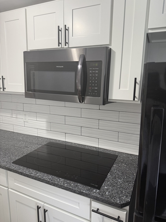 1 bed, 1 bath apartment for rent at 22 Fruit St Unit 2b, Taunton — photo 3 of 8