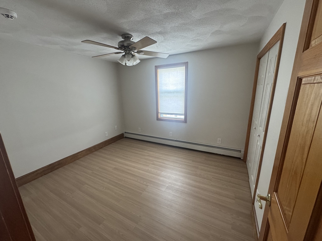 2 bed, 1 bath apartment for rent at 22 Glendale Ave Unit 2, Everett — photo 5 of 12
