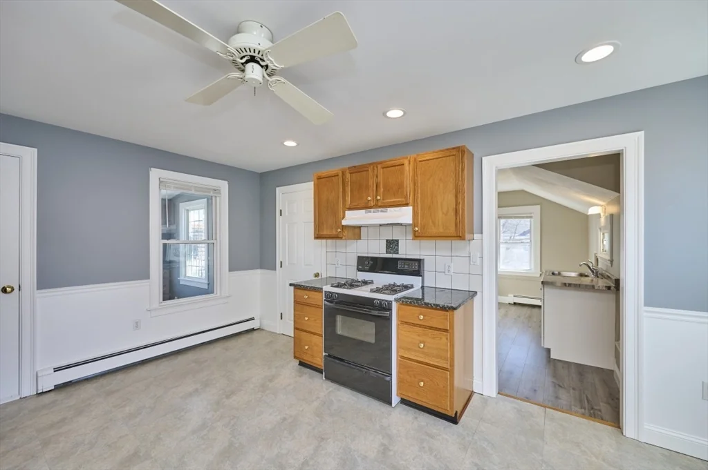 1 bed, 1 bath apartment for rent at 22 Gould Unit 2, Wakefield — photo 12 of 20