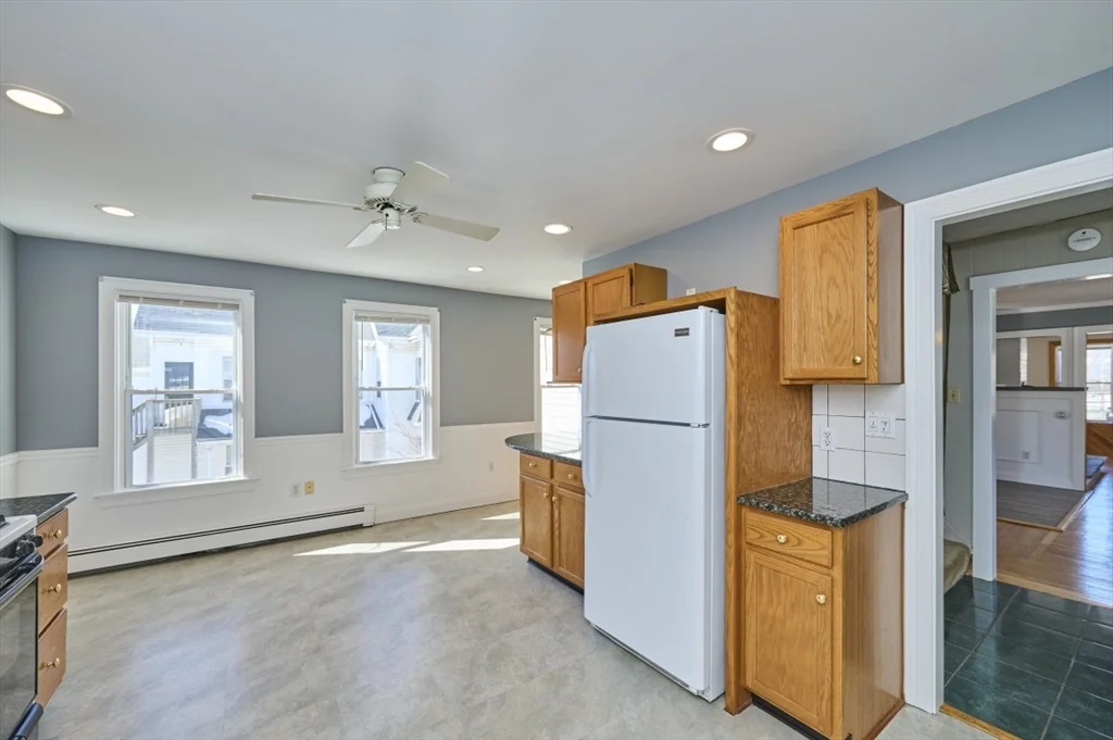 1 bed, 1 bath apartment for rent at 22 Gould Unit 2, Wakefield — photo 10 of 20