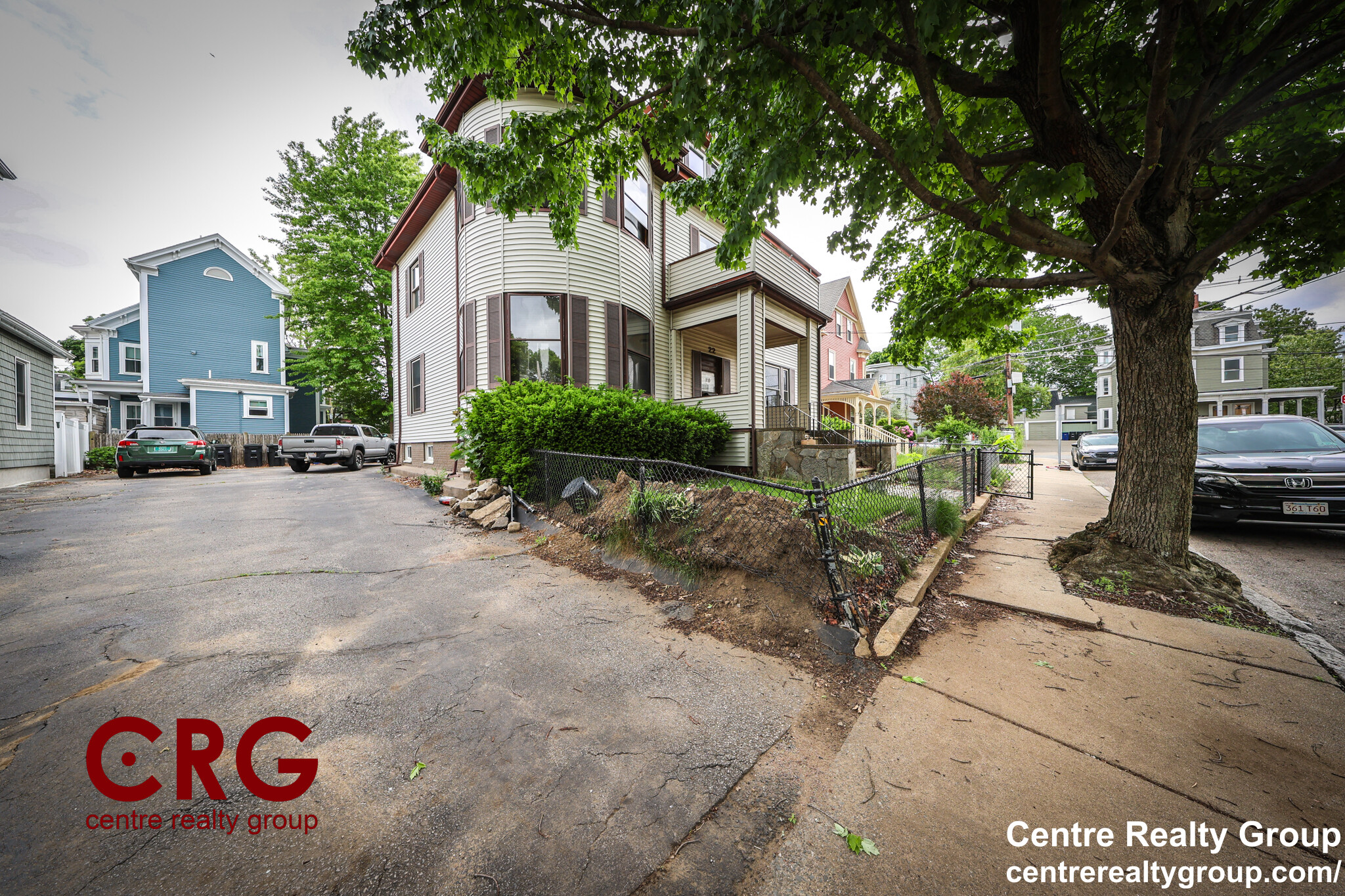 5 bed, 2 bath apartment for rent at 22 Grand View Ave Unit 2, Prospect Hill — photo 4 of 39