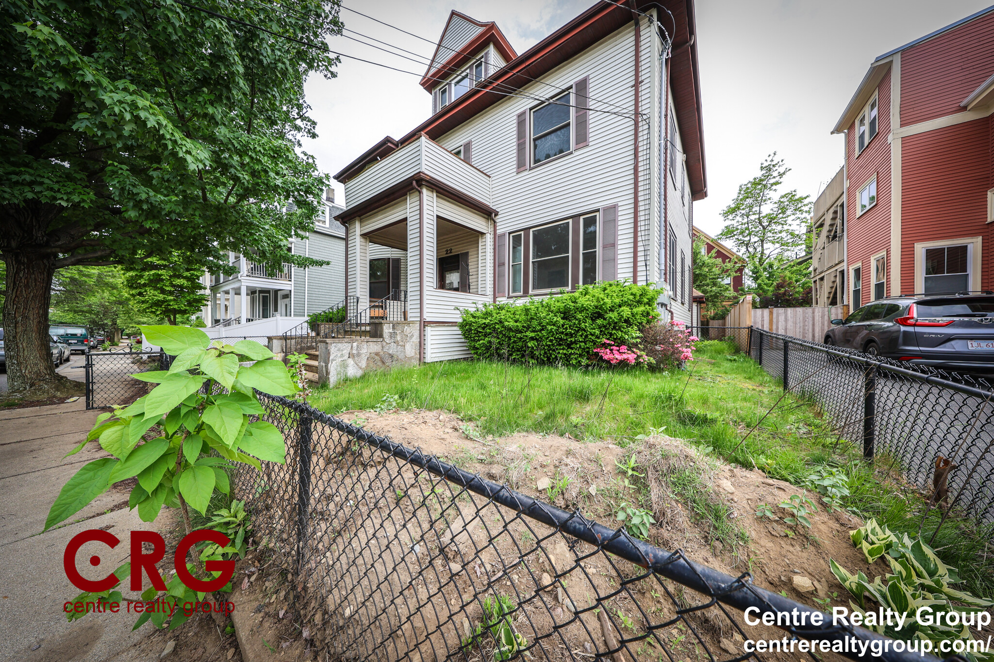 5 bed, 2 bath apartment for rent at 22 Grand View Ave Unit 2, Prospect Hill — photo 3 of 39