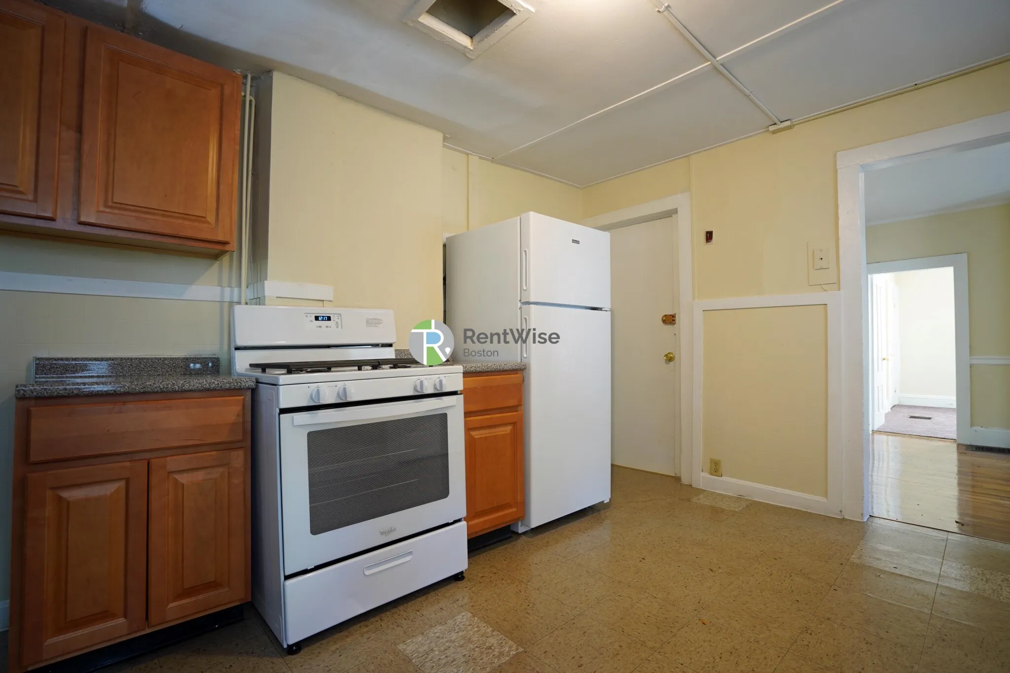 4 bed, 1.5 bath apartment for rent at 22 Greylock Rd Unit 0, Brighton — photo 6 of 26