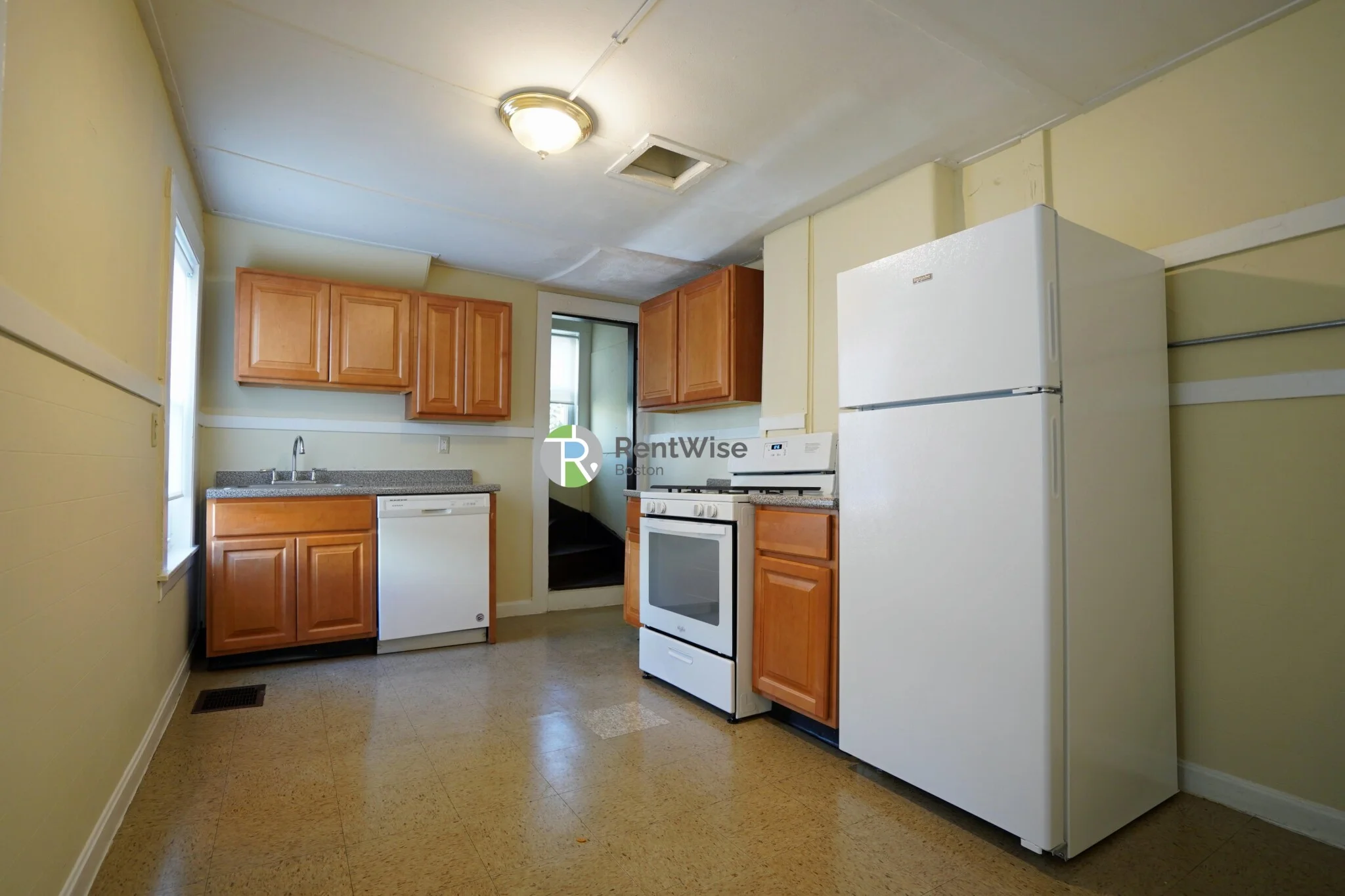 4 bed, 1.5 bath apartment for rent at 22 Greylock Rd Unit 1, Brighton — photo 18 of 25