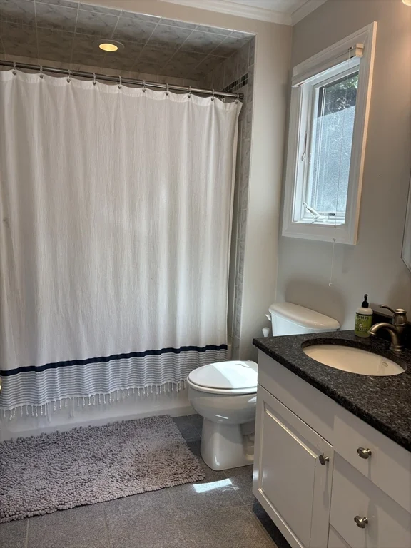 2 bed, 2 bath apartment for rent at 22 Grove Pl Unit 6, Winchester — photo 13 of 19