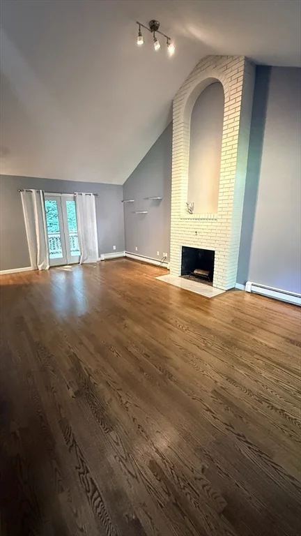2 bed, 2 bath apartment for rent at 22 Grove Pl Unit 6, Winchester — photo 14 of 19