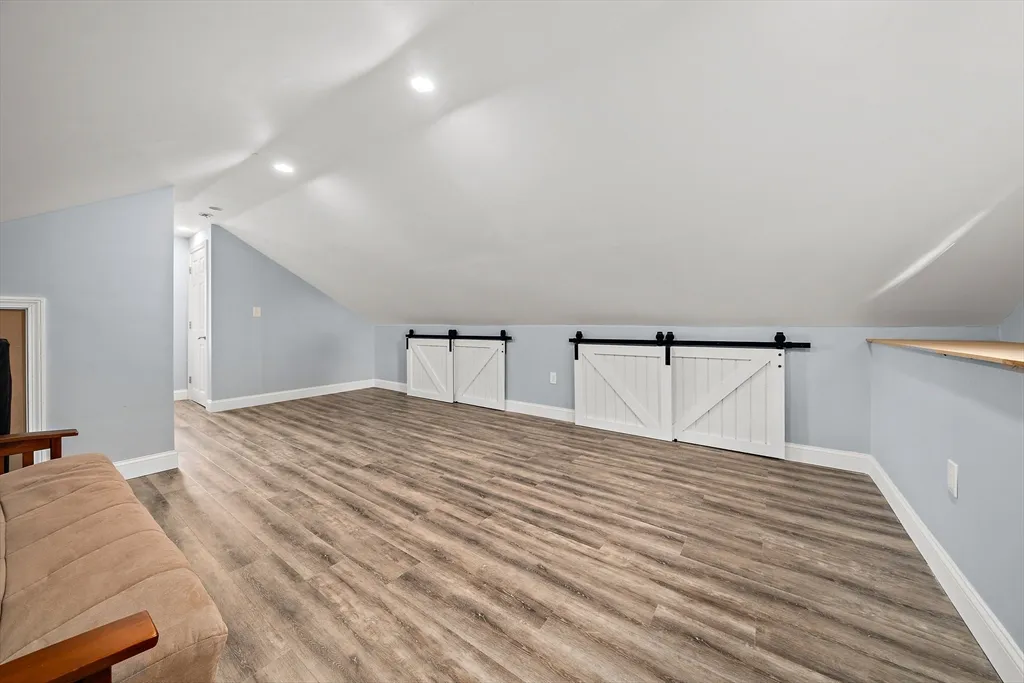 4 bed, 2 bath apartment for rent at 22 Hamilton St, Braintree — photo 19 of 26