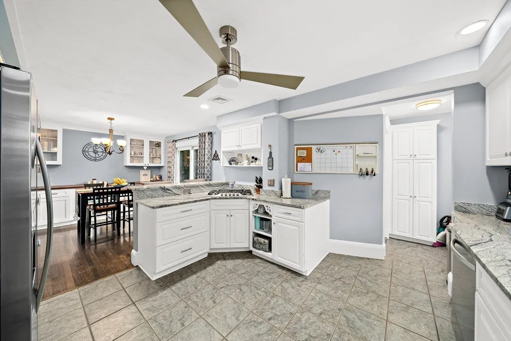 4 bed, 2 bath apartment for rent at 22 Hamilton St, Braintree — photo 9 of 26