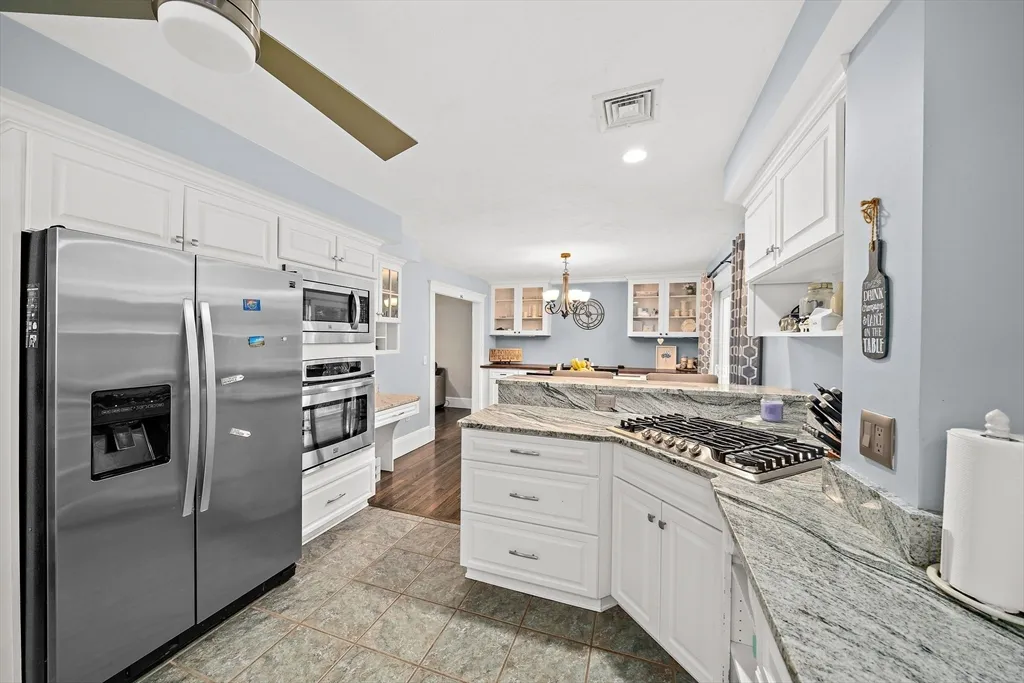 4 bed, 2 bath apartment for rent at 22 Hamilton St, Braintree — photo 8 of 26