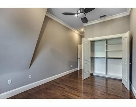 3 bed, 2 bath apartment for rent at 22 Hamlet St Unit 4, Prospect Hill — photo 15 of 18