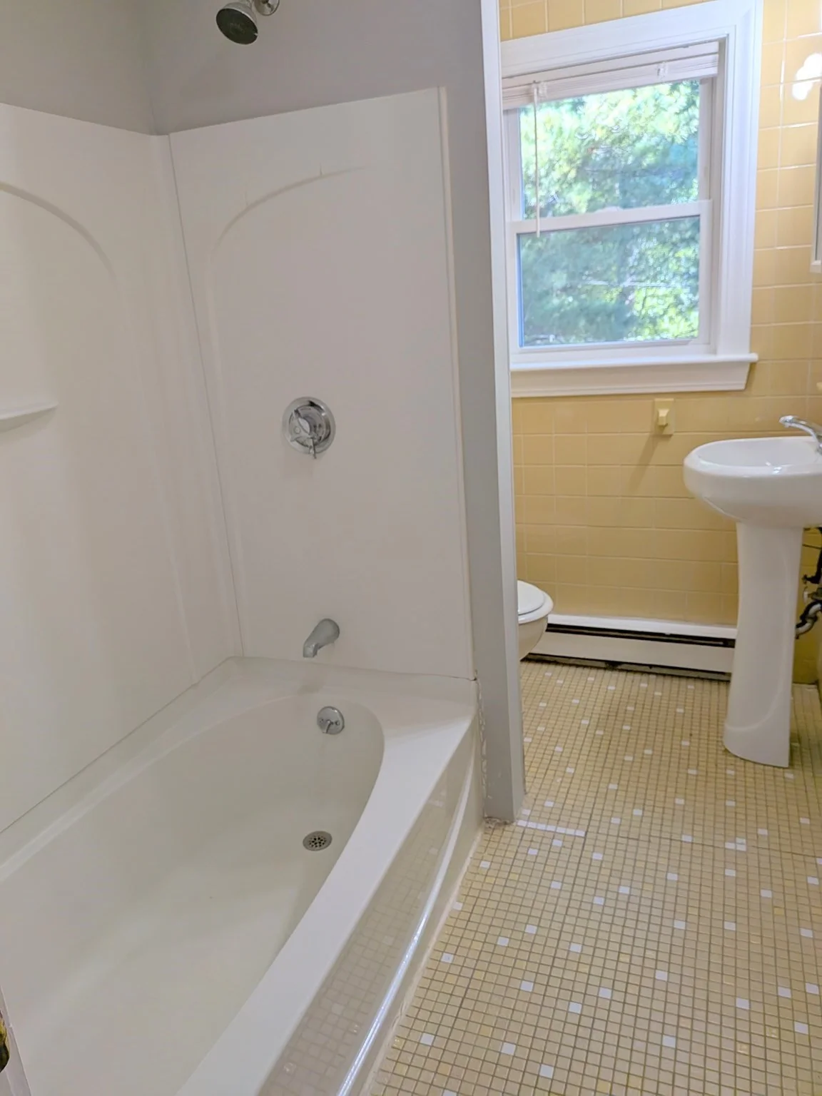 2 bed, 1 bath apartment for rent at 22 Hampson St Unit 6, Attleboro — photo 13 of 16
