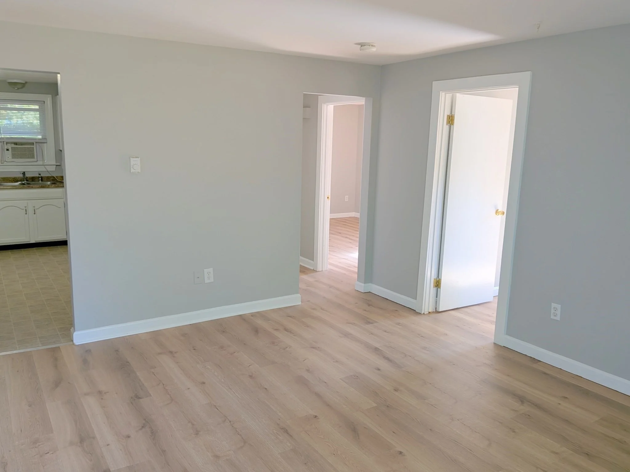 2 bed, 1 bath apartment for rent at 22 Hampson St Unit 6, Attleboro — photo 4 of 16