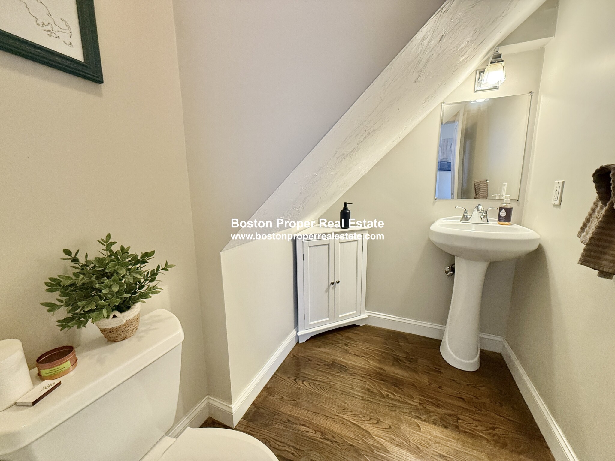 2 bed, 1.5 bath apartment for rent at 22 Hancock St Unit 203, Beacon Hill — photo 5 of 12