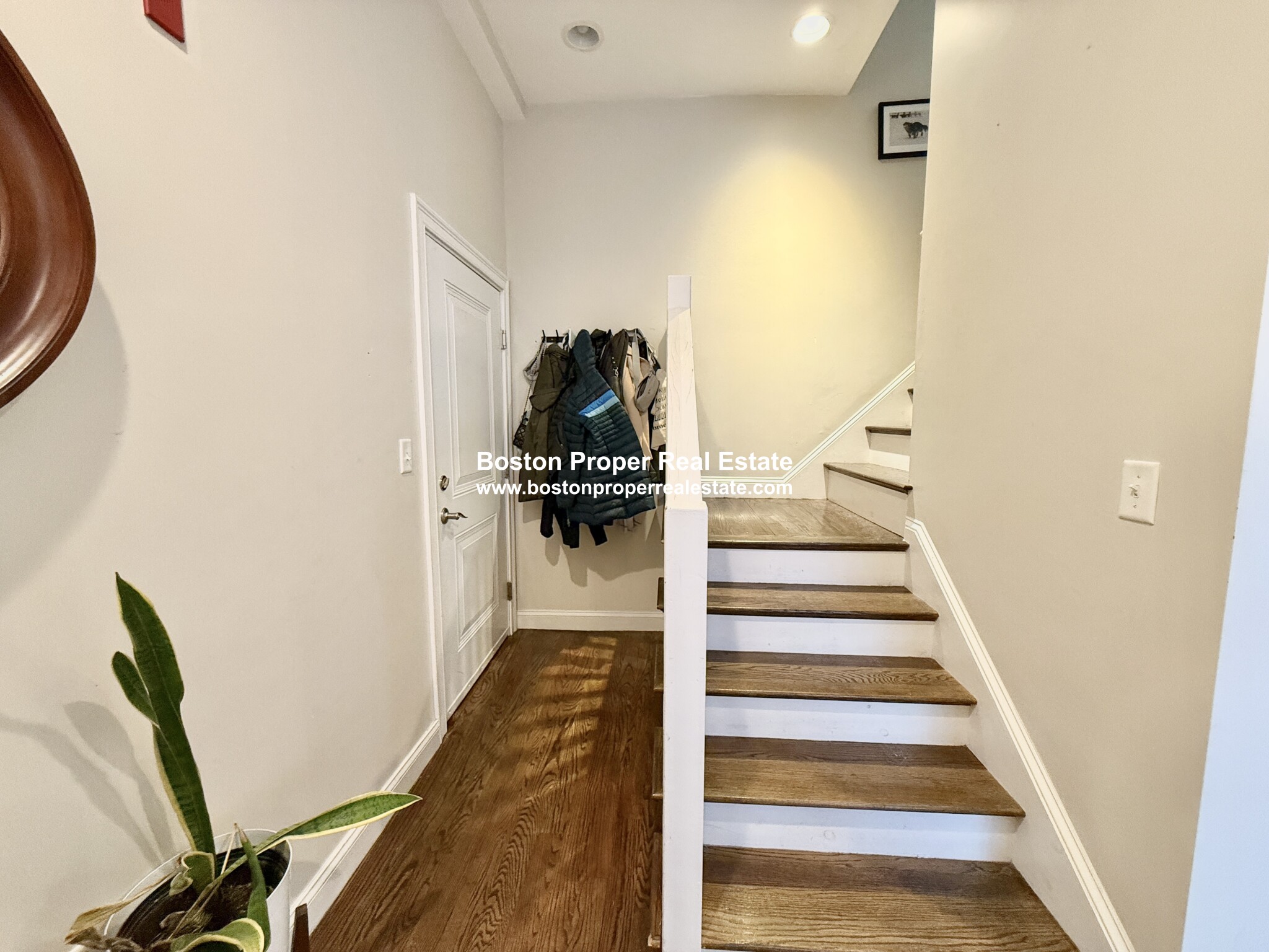 2 bed, 1.5 bath apartment for rent at 22 Hancock St Unit 203, Beacon Hill — photo 6 of 12