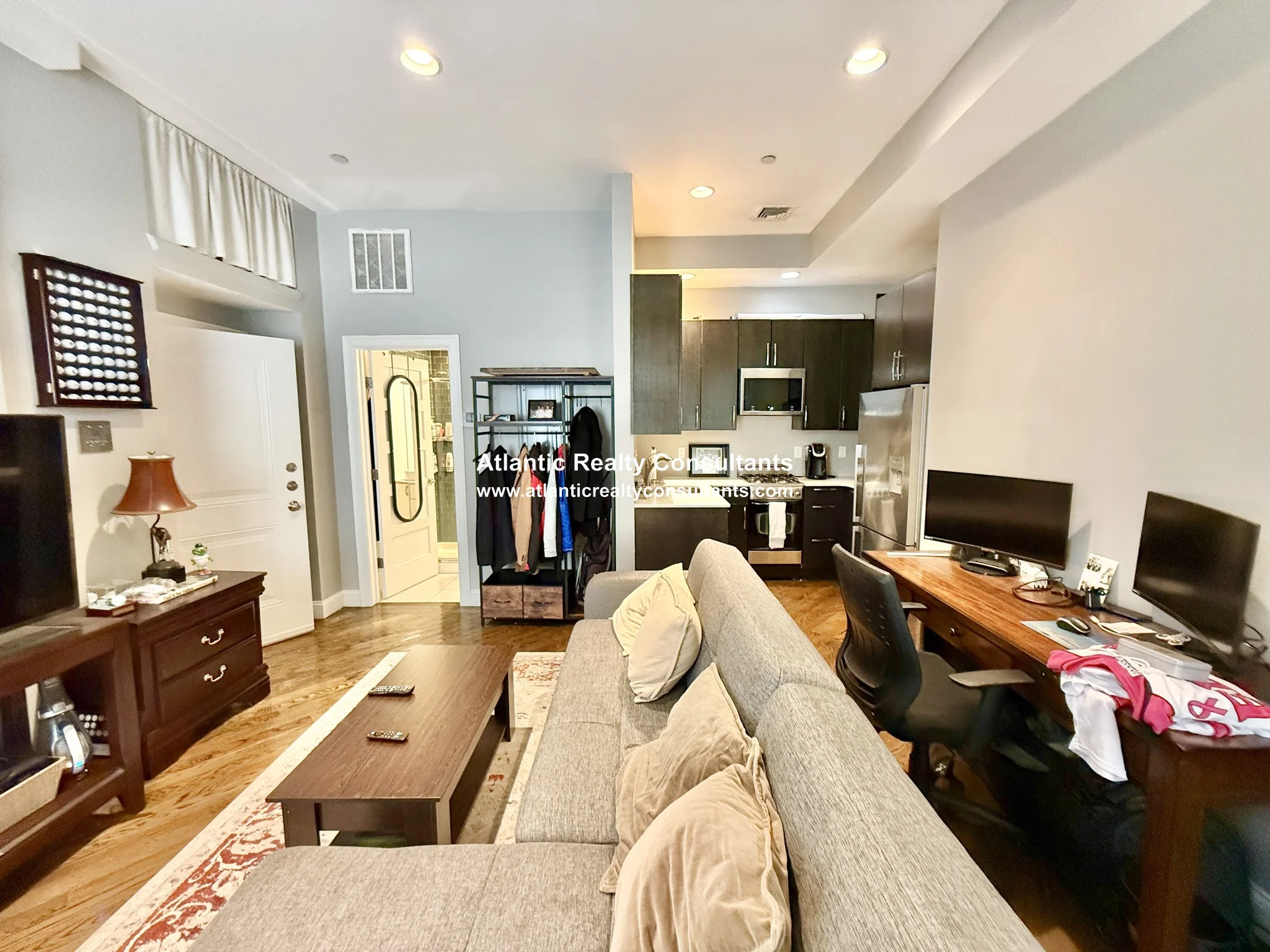 1 bed, 1 bath apartment for rent at 22 Hancock St Unit 21, Beacon Hill