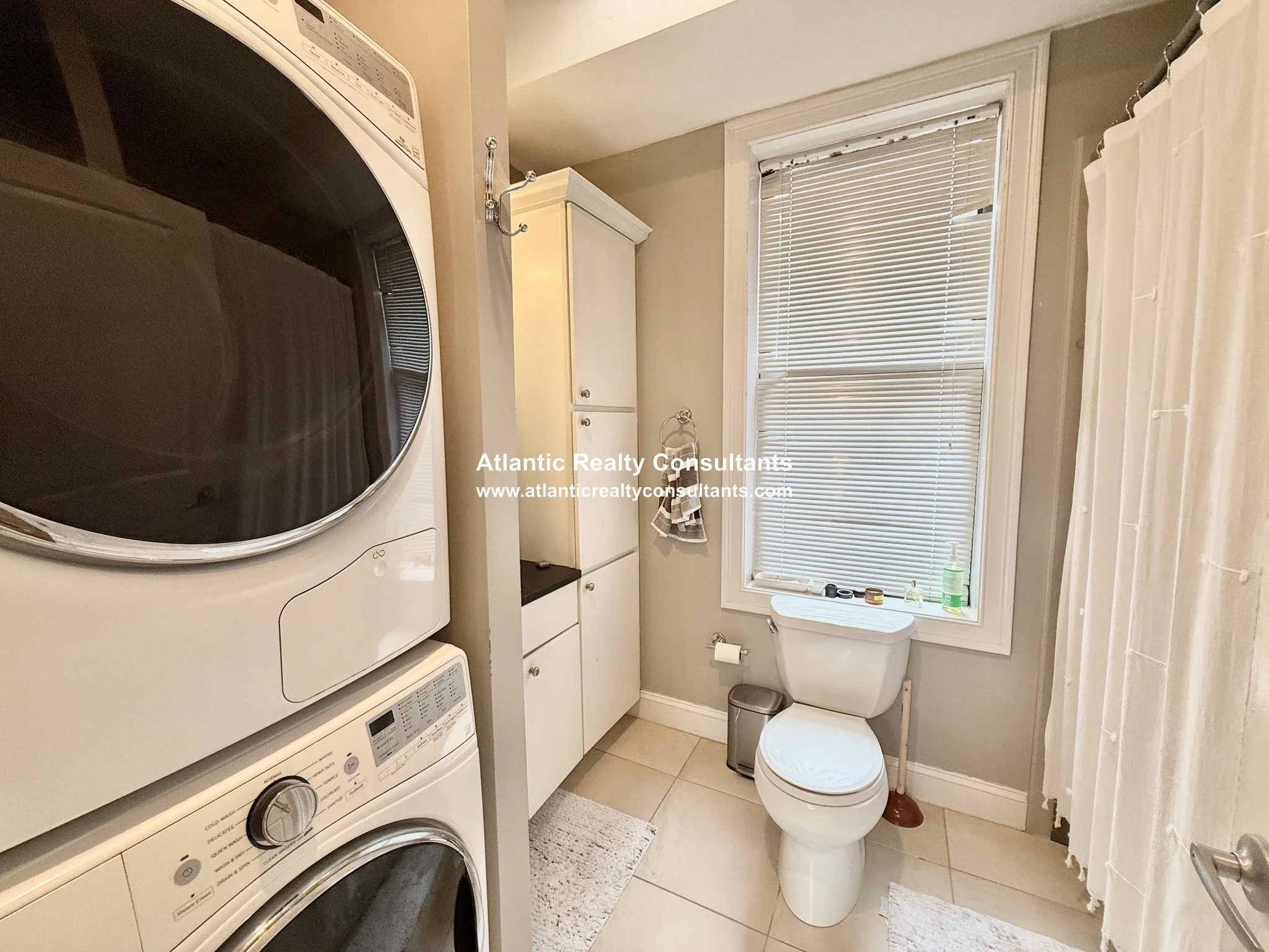 2 bed, 1.5 bath apartment for rent at 22 Hancock St Unit 23, Beacon Hill — photo 7 of 11