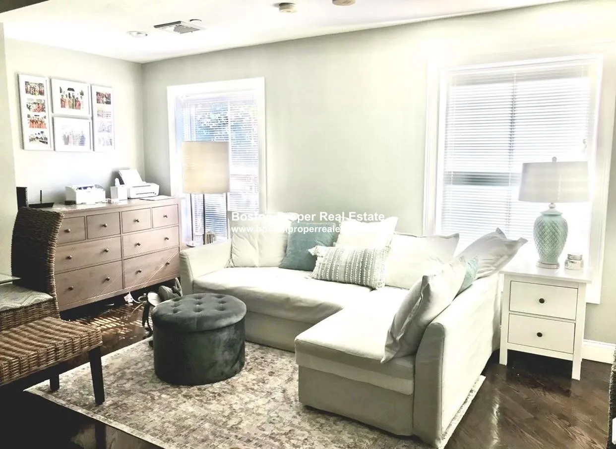 1 bed, 1 bath apartment for rent at 22 Hancock St Unit 401, Beacon Hill — photo 1 of 16