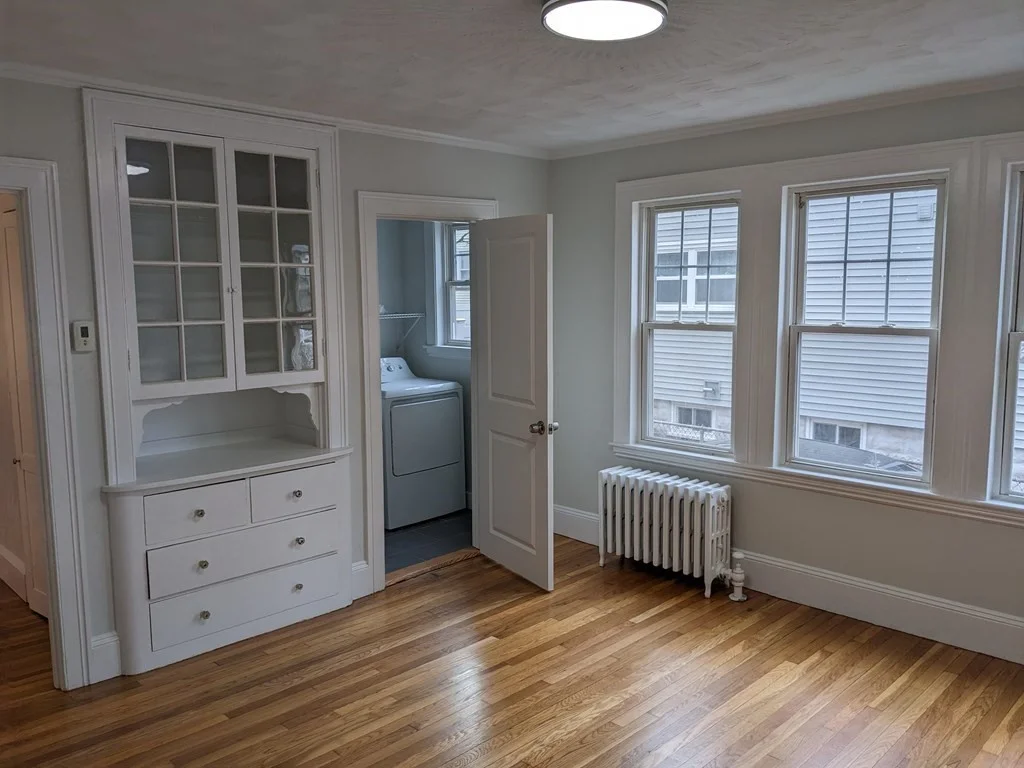 3 bed, 1 bath apartment for rent at 22 Harris Rd Unit 1, Medford — photo 3 of 14