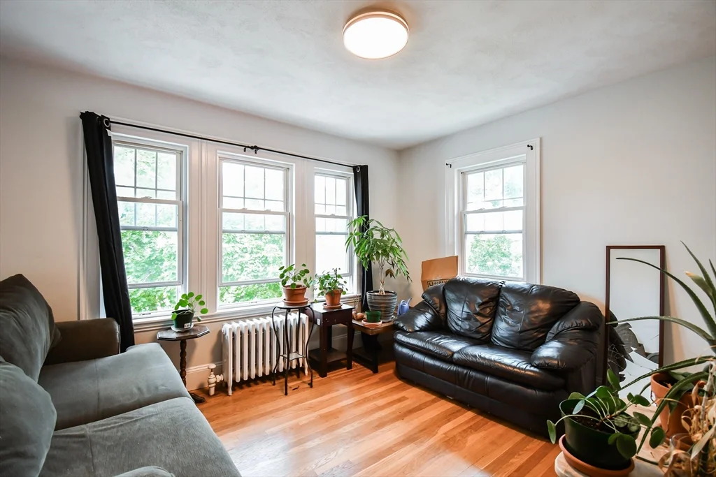 3 bed, 2 bath apartment for rent at 22 Harris Rd Unit 3, Medford — photo 6 of 14
