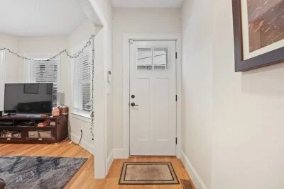 2 bed, 1 bath apartment for rent at 22 Henderson St Unit 1, Magoun Square — photo 5 of 19