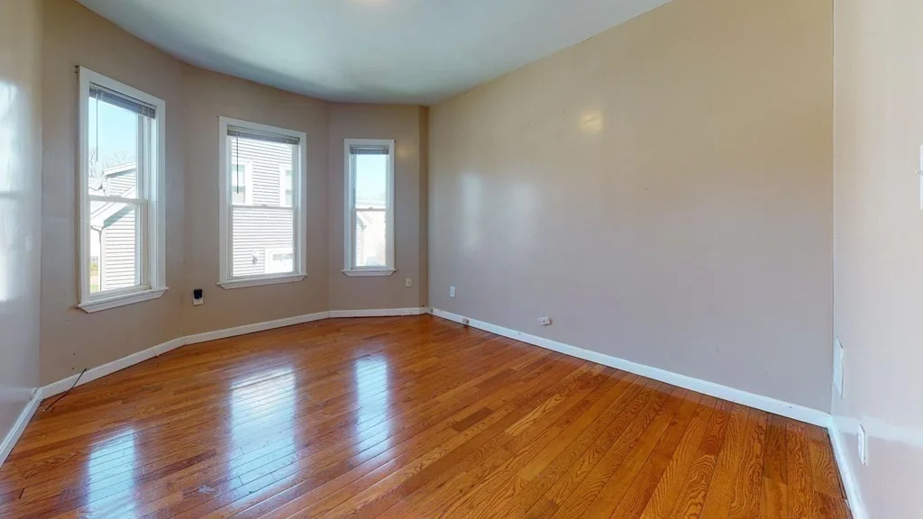 3 bed, 1 bath apartment for rent at 22 Hendry St Unit 2, Dorchester — photo 4 of 16