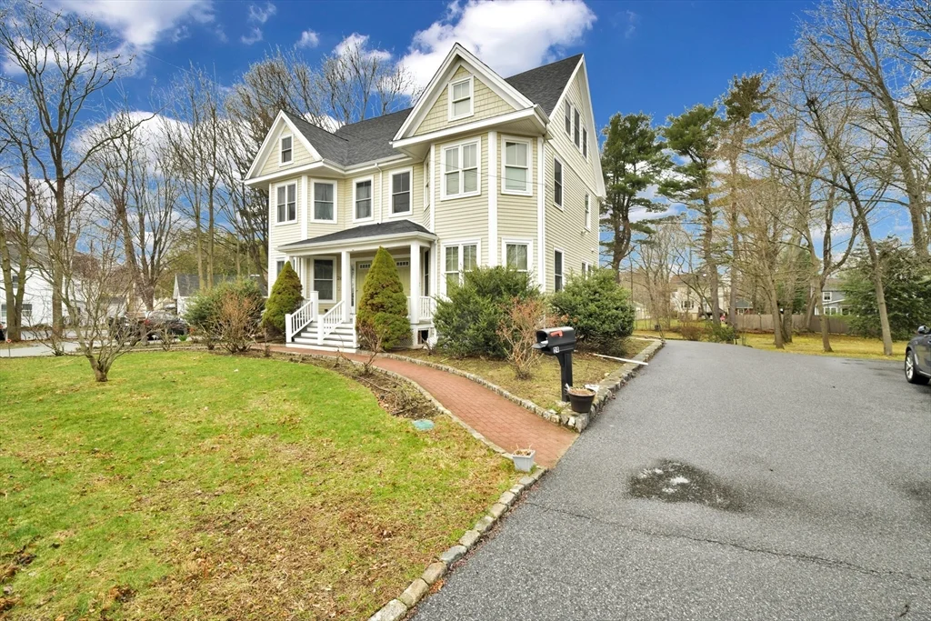 1 bed, 1 bath apartment for rent at 22 High St Unit 1, Needham