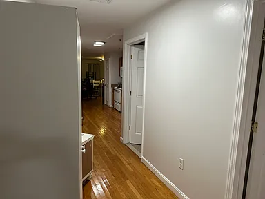 2 bed, 1 bath apartment for rent at 22 High St Unit 11, Medford — photo 5 of 8
