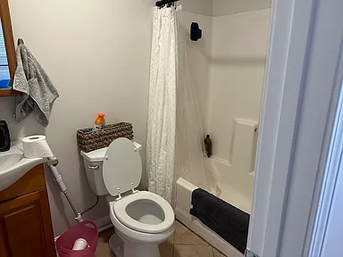 2 bed, 1 bath apartment for rent at 22 High St Unit 11, Medford — photo 6 of 8