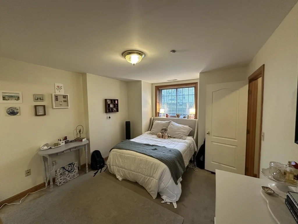 4 bed, 2 bath apartment for rent at 22 High St Unit 8, Amherst — photo 18 of 23