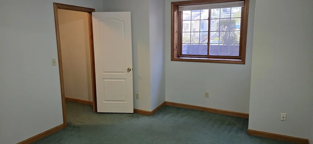 4 bed, 2 bath apartment for rent at 22 High St Unit 8, Amherst — photo 8 of 23