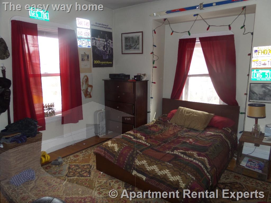 3 bed, 1 bath apartment for rent at 22 Highland Rd Unit 2, Davis Square — photo 12 of 16