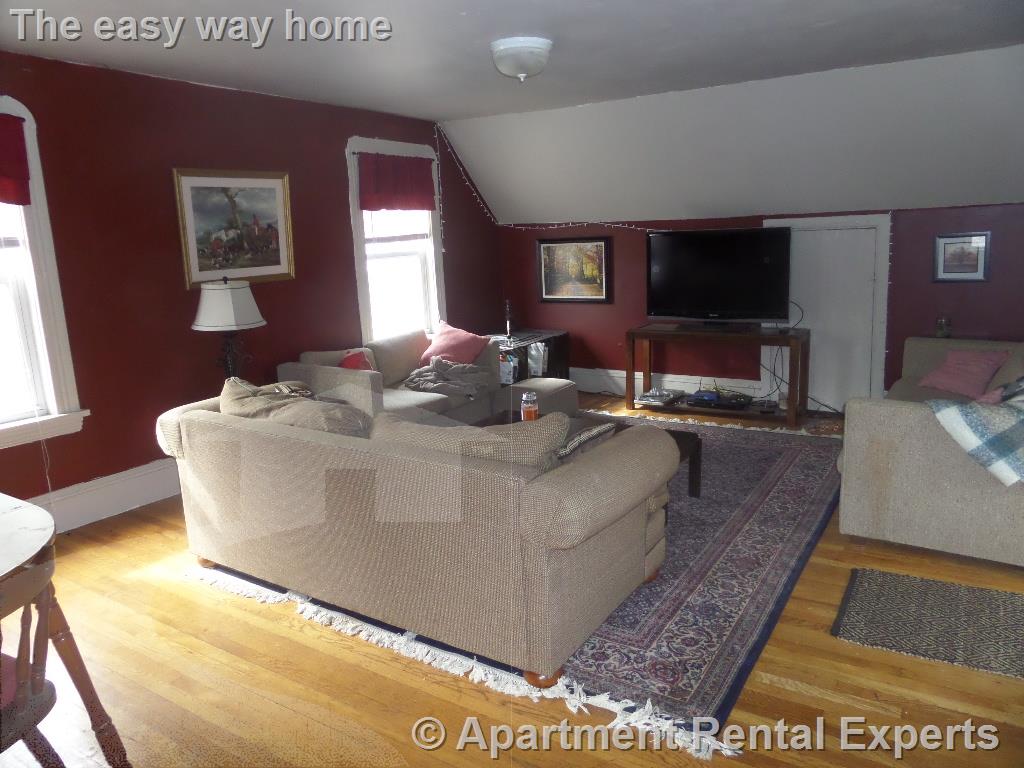 3 bed, 1 bath apartment for rent at 22 Highland Rd Unit 2, Davis Square — photo 6 of 16