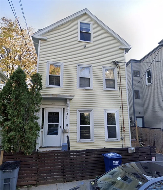 3 bed, 2 bath apartment for rent at 22 Hingham St Unit 1, Cambridgeport — photo 7 of 11