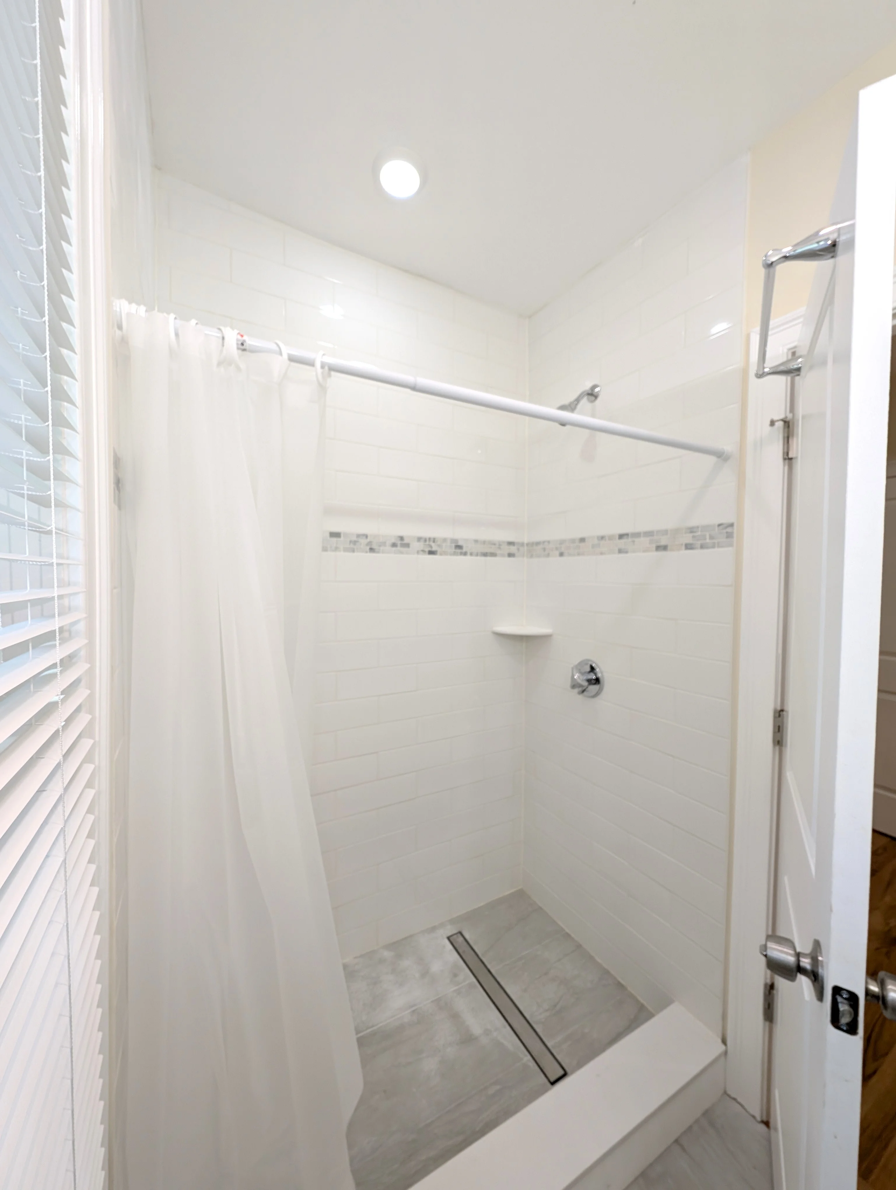 3 bed, 2 bath apartment for rent at 22 Holyoke Rd Unit 1, Spring Hill — photo 10 of 19