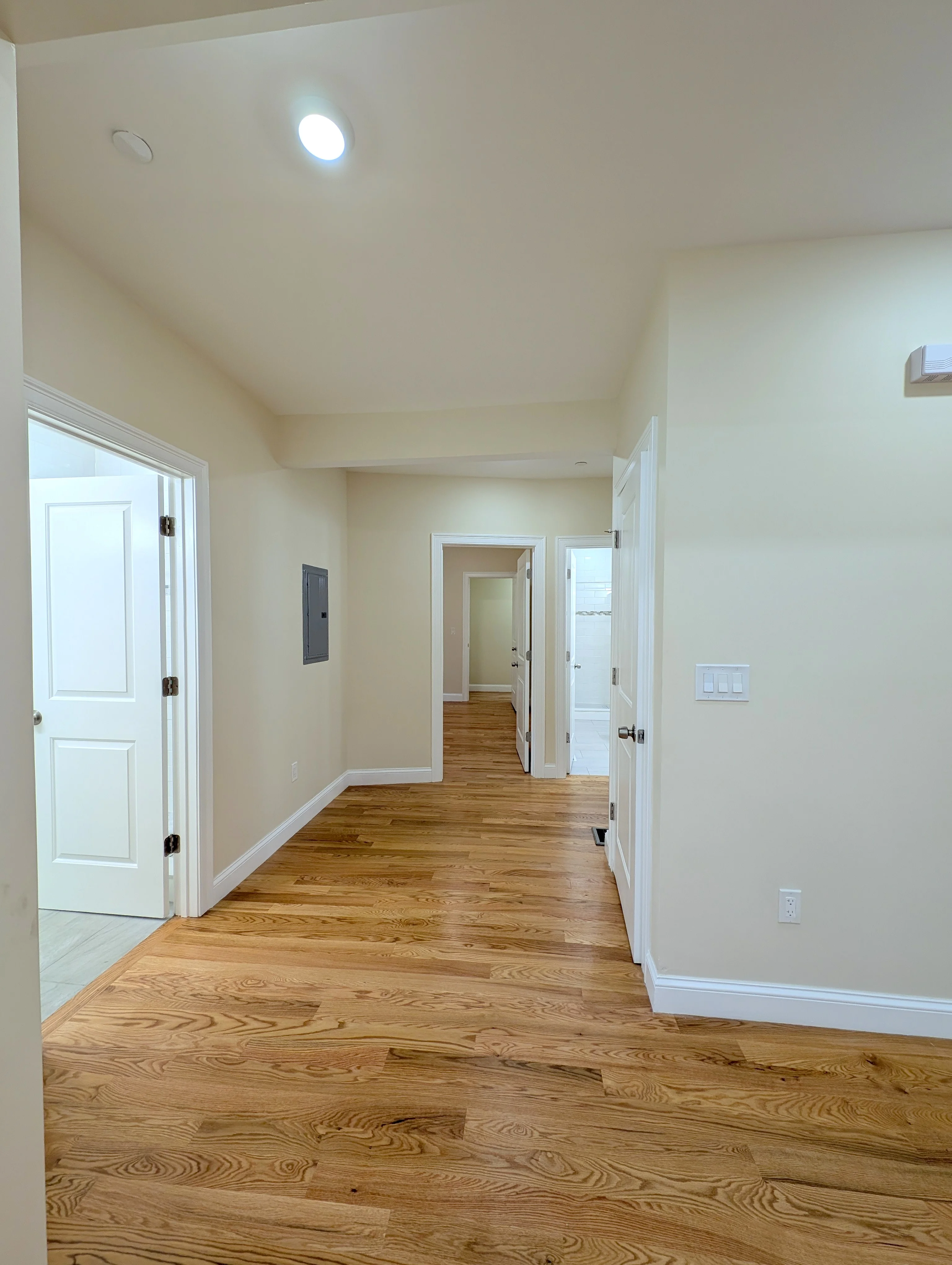 3 bed, 2 bath apartment for rent at 22 Holyoke Rd Unit 1, Spring Hill — photo 6 of 19