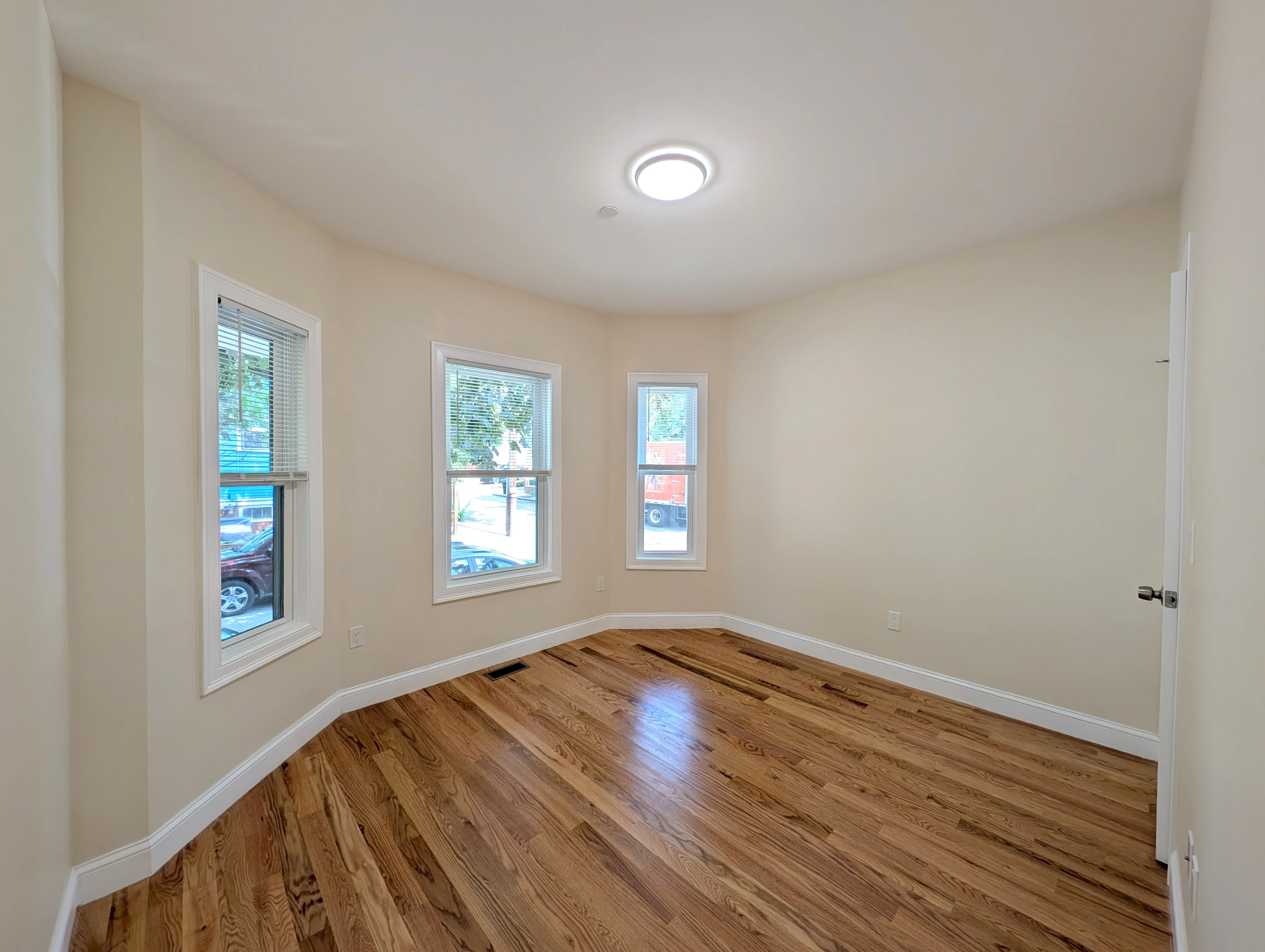 3 bed, 2 bath apartment for rent at 22 Holyoke Rd Unit 1, Spring Hill — photo 7 of 19